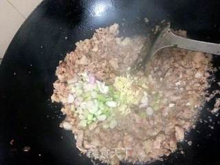 肉丁拌面酱的做法步骤:3