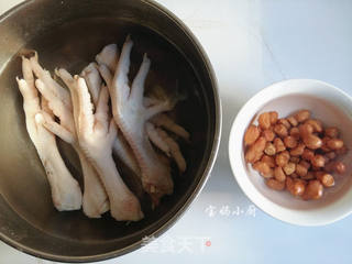【北京】花生鸡爪汤的做法步骤:2