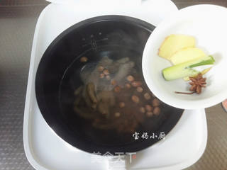 【北京】花生鸡爪汤的做法步骤:6