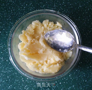 【江苏】土豆糯米饼的做法步骤:2