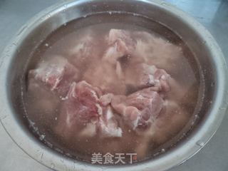 【天津】福禄排骨的做法步骤：1