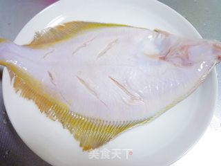 葱油黄尾鲽的做法步骤：2