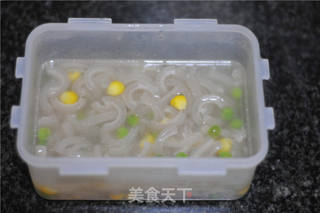 【湖南】春节宴客必备——水晶肉皮冻的做法步骤：9
