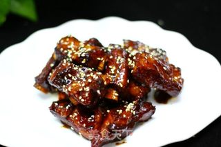 糖醋排骨的做法步骤:10