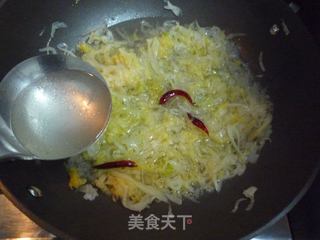 【东北】酸菜白肉的做法步骤:11