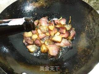 【苏州】腊肉煸菌菇的做法步骤:8