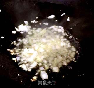 【大连】番茄㸆海虾的做法步骤:2