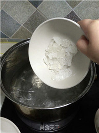 【四川】桂圆木瓜甜品的做法步骤:4