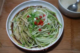 【北京】凉拌西葫芦的做法步骤:5
