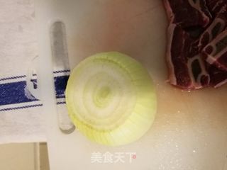 【山西】洋葱煎牛仔排的做法步骤:4
