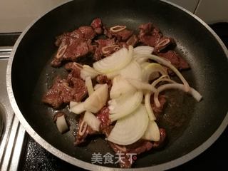 【山西】洋葱煎牛仔排的做法步骤：9