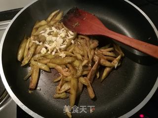 【山西】晋味蒜香炒茄子(健康少油的炒茄子噢!)的做法步骤:6