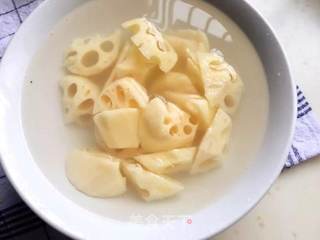 【山东】粉蒸排骨藕的做法步骤:7