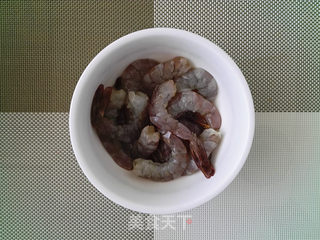【东北】凤尾虾球的做法步骤：2