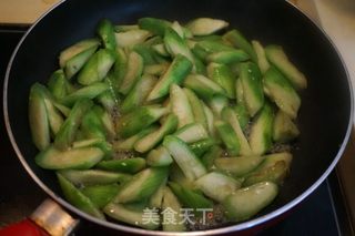 【北京】鸡蛋炒丝瓜的做法步骤：7