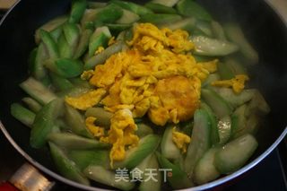 【北京】鸡蛋炒丝瓜的做法步骤：8