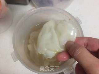 【广东】牛奶炖花胶的做法步骤:3