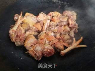 【东北】农村土锅柴火炖鸡的做法步骤：5
