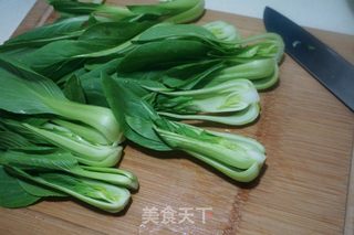 【北京】香菇油菜的做法步骤：1