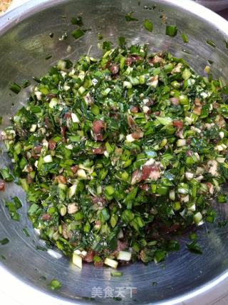 【山东】荠菜煎饺的做法步骤:5