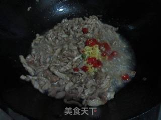 【四川】鱼香肉丝的做法步骤：6