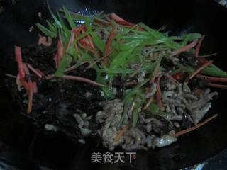 【四川】鱼香肉丝的做法步骤：7