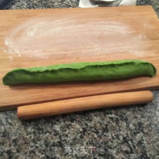 翡翠白玉饺子的做法步骤:5