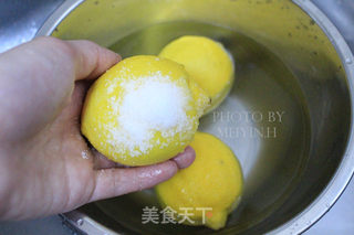 糖渍柠檬的做法步骤:2