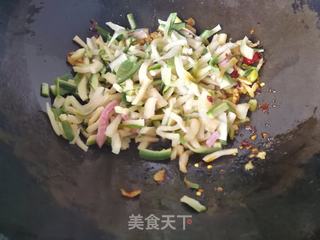 【烟台】脆口香辣萝卜干的做法步骤:7