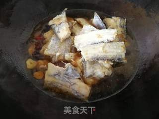 【烟台】红烧带鱼的做法步骤:9