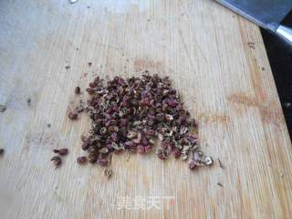 【东北】白芝麻香辣油的做法步骤：2