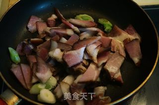 【北京】砂锅腊肉的做法步骤:7