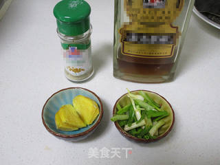 【上海】火腿蒸甲鱼的做法步骤：2