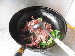 【东北】葱爆羊肉的做法步骤：6