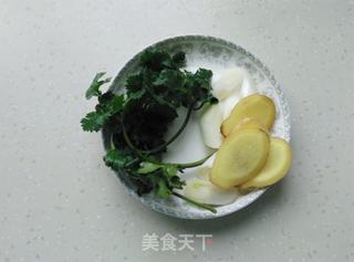 【烟台】奶白黄颡鱼汤的做法步骤:2