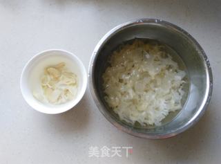 #【烟台】银耳百合雪梨羹的做法图解2