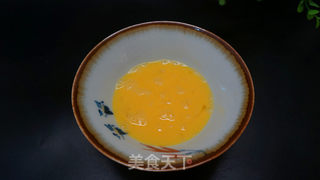酸菜香菇鸡蛋炒饭的做法步骤:7
