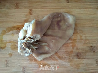 #【东北】红油猪耳的做法图解2