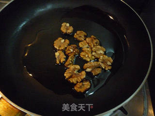 【天津】菠菜木耳拌核桃仁的做法步骤:5