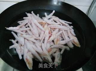 【广东】豆豉虎皮凤爪的做法步骤:3