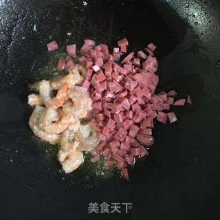 【江苏】扬州炒饭的做法步骤:5