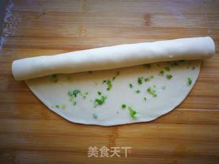 【烟台】烫面葱油饼的做法步骤:7