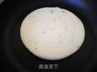 【烟台】烫面葱油饼的做法步骤:10