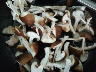 【闽南】香菇煸肉的做法步骤:4