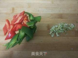 【天津】彩椒炒北极虾的做法步骤：2