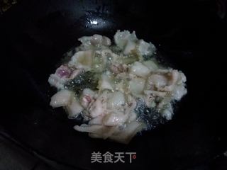 【四川】蒜苗回锅肉的做法步骤:4