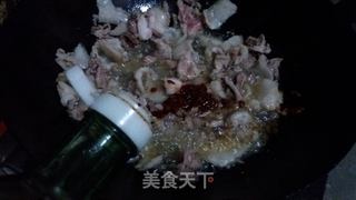 【四川】蒜苗回锅肉的做法步骤:5