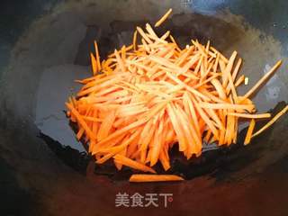 【烟台】胡萝卜炒豆芽的做法步骤:4