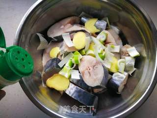 【威海】威海特色熏鲅鱼的做法步骤:4