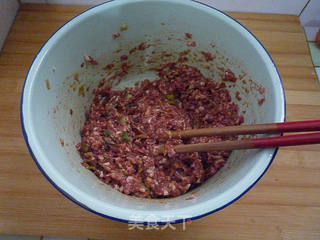 猪肉胡萝卜水饺的做法步骤:3